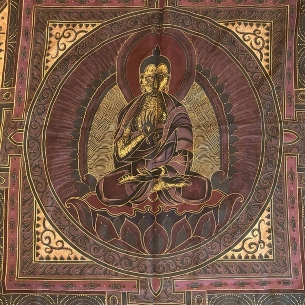 Linda Allard Ellen Tracy Buddha mandala 100% silk scarf, purple & gold